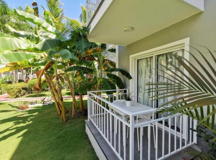 Caribbean Studios Tropicana With Pool - Playa Los Corales Пунта Кана Екстериор снимка